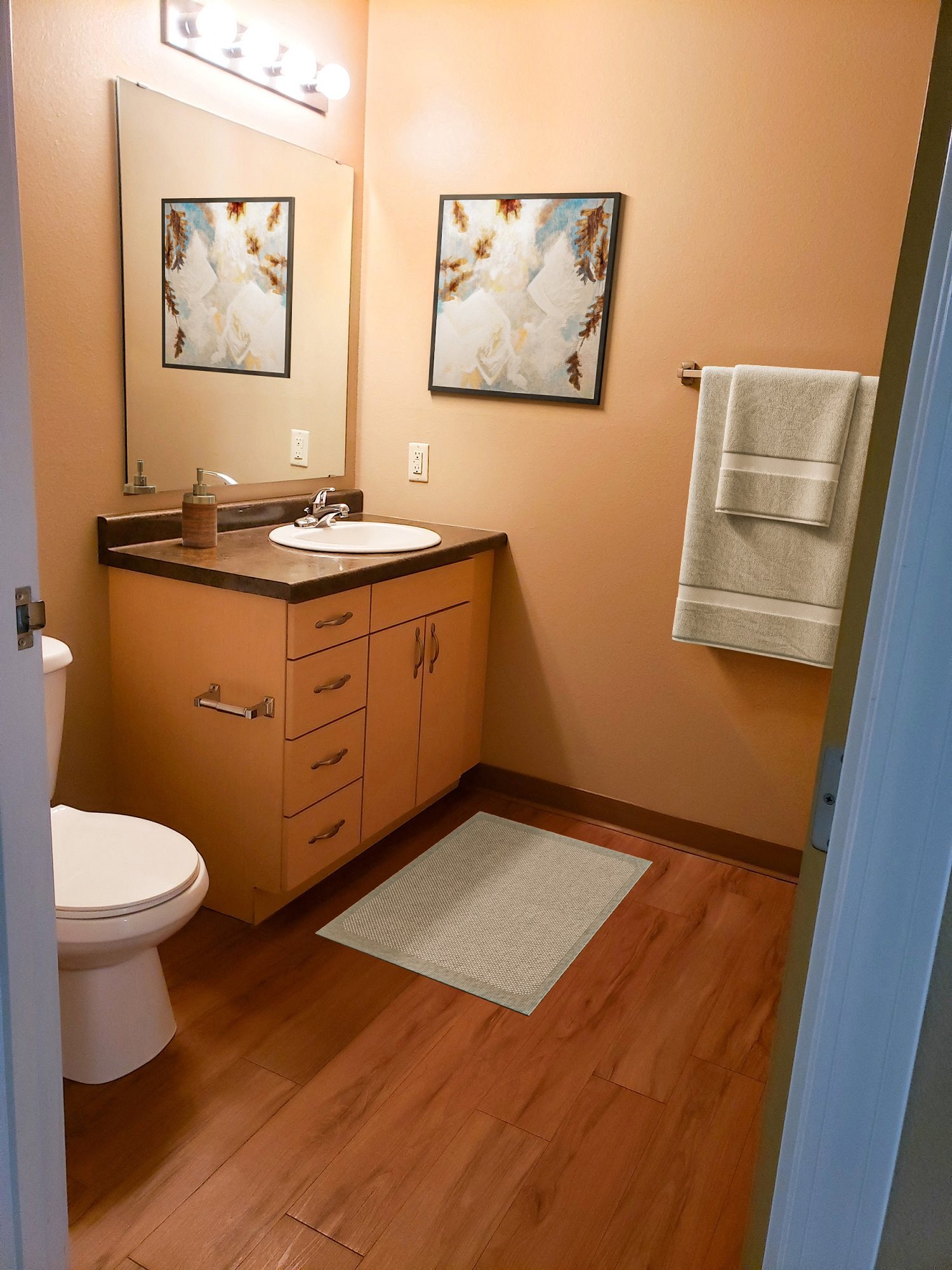 Gallery Photo 7